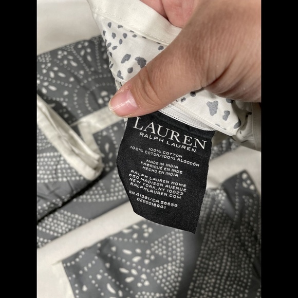 NIB Lauren Ralph Lauren Luke Medallion Queen set - Picture 6 of 12